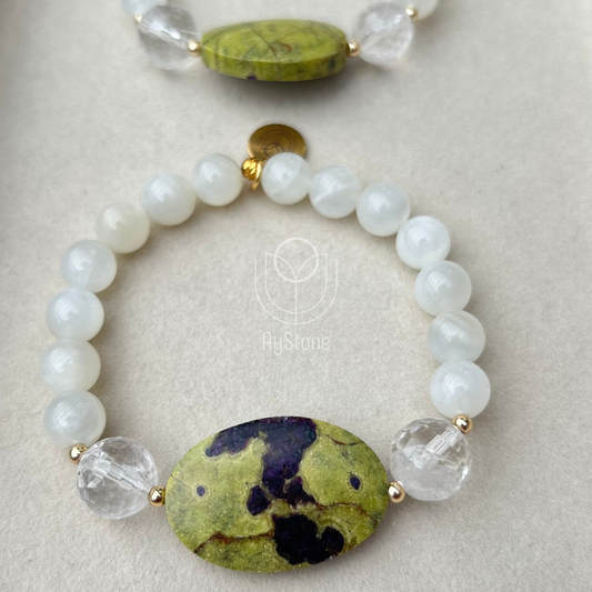 Edelsteinarmband Stichtit / Atlantisit kombiniert mit Mondstein und Bergkristall