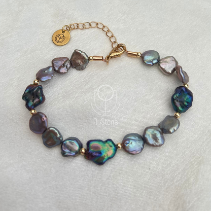 Armband mit cremefarbenen und schwarzen Süßwasserperlen
